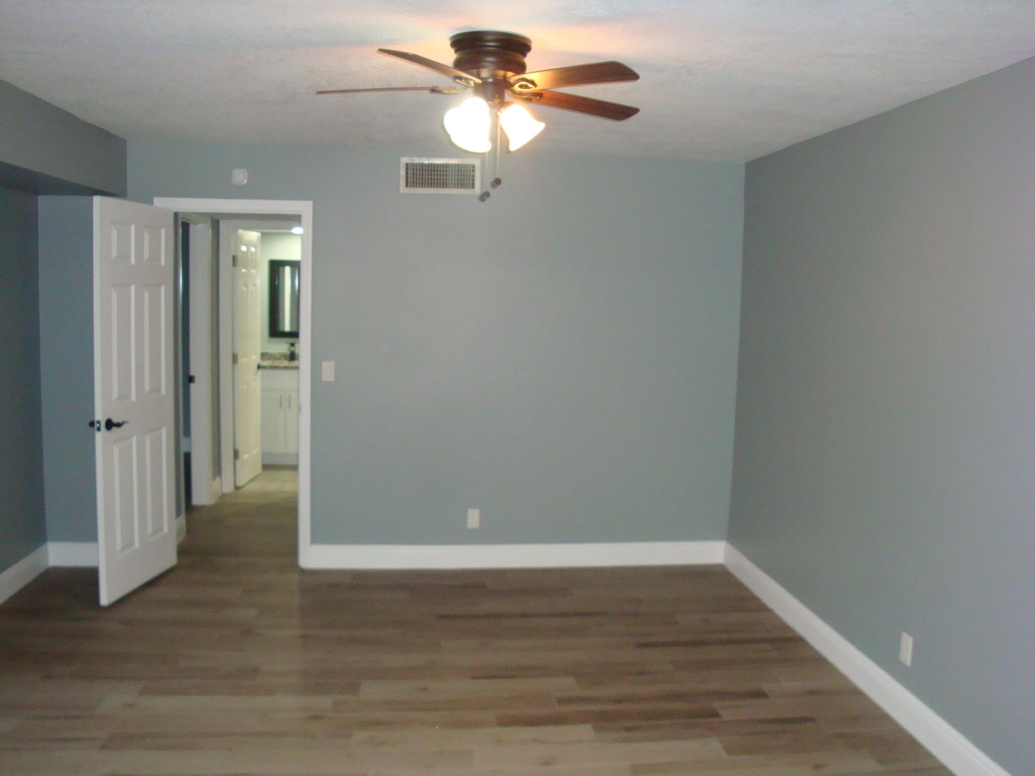 SPRINGDALE HOMES - Residential