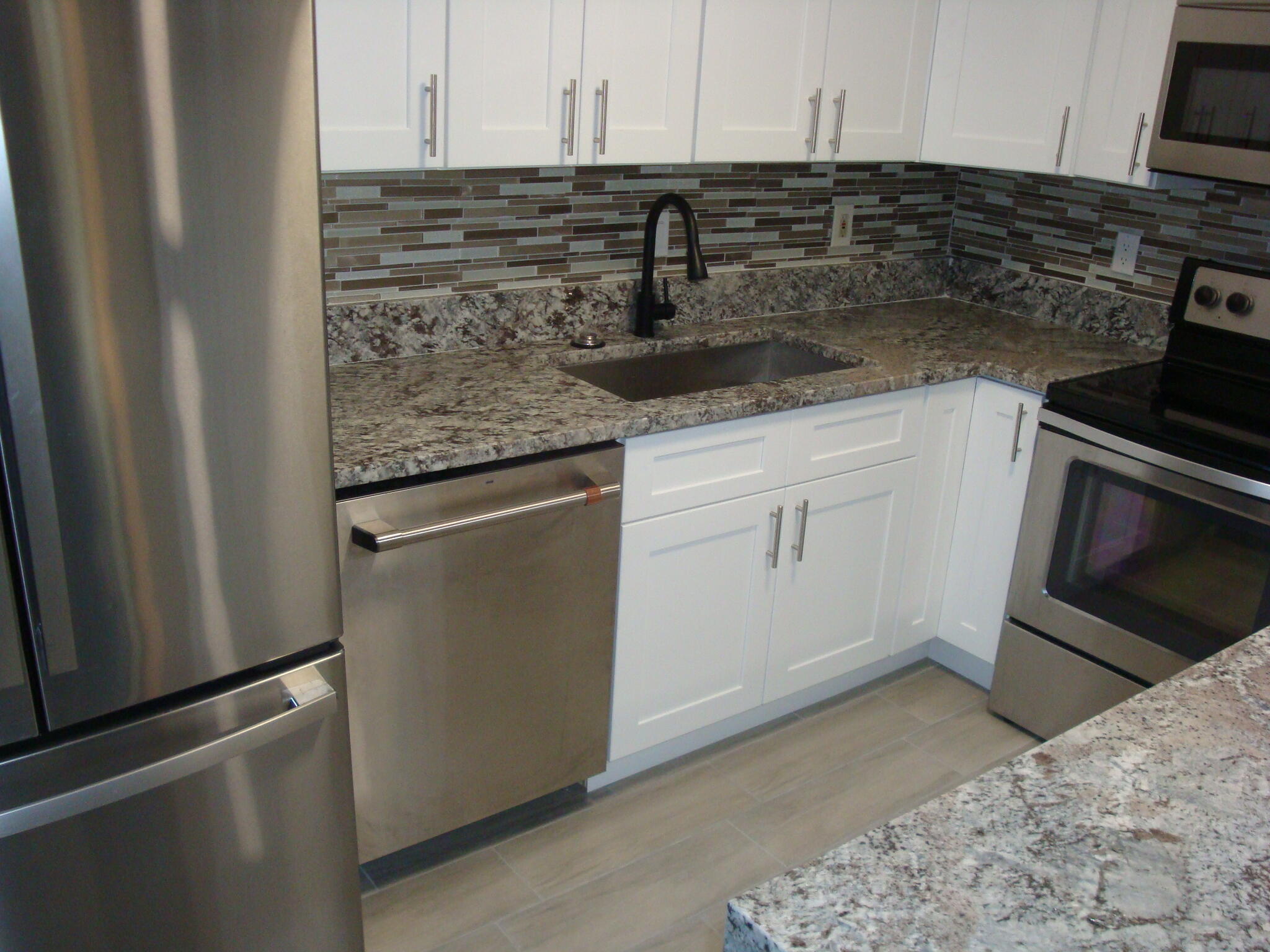 SPRINGDALE HOMES - Residential