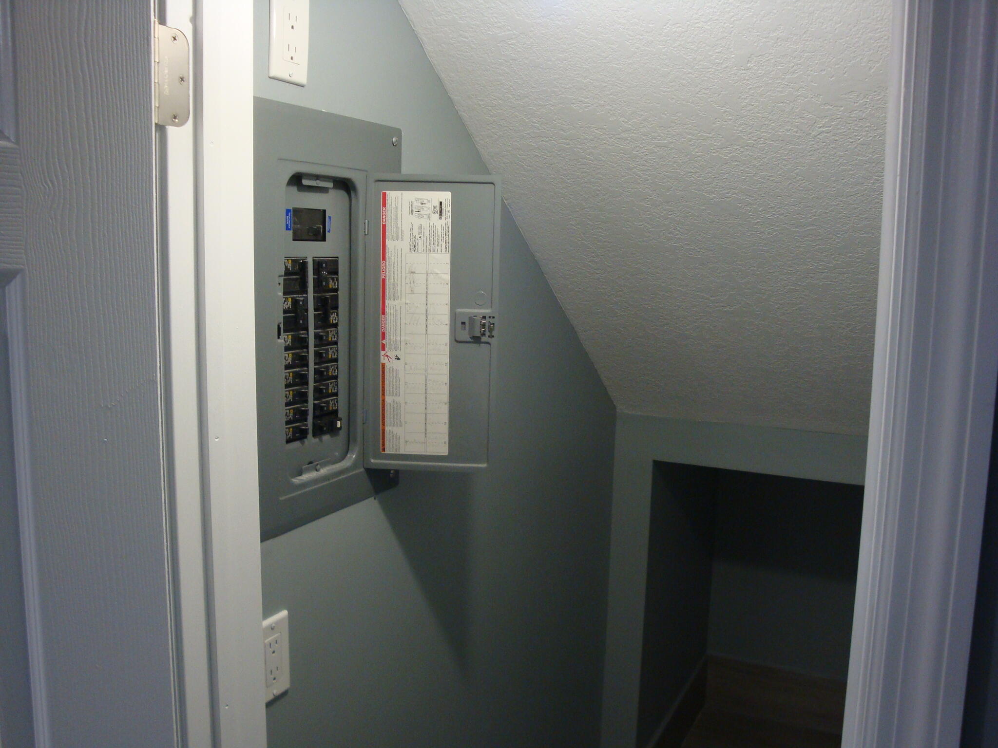 SPRINGDALE HOMES - Residential