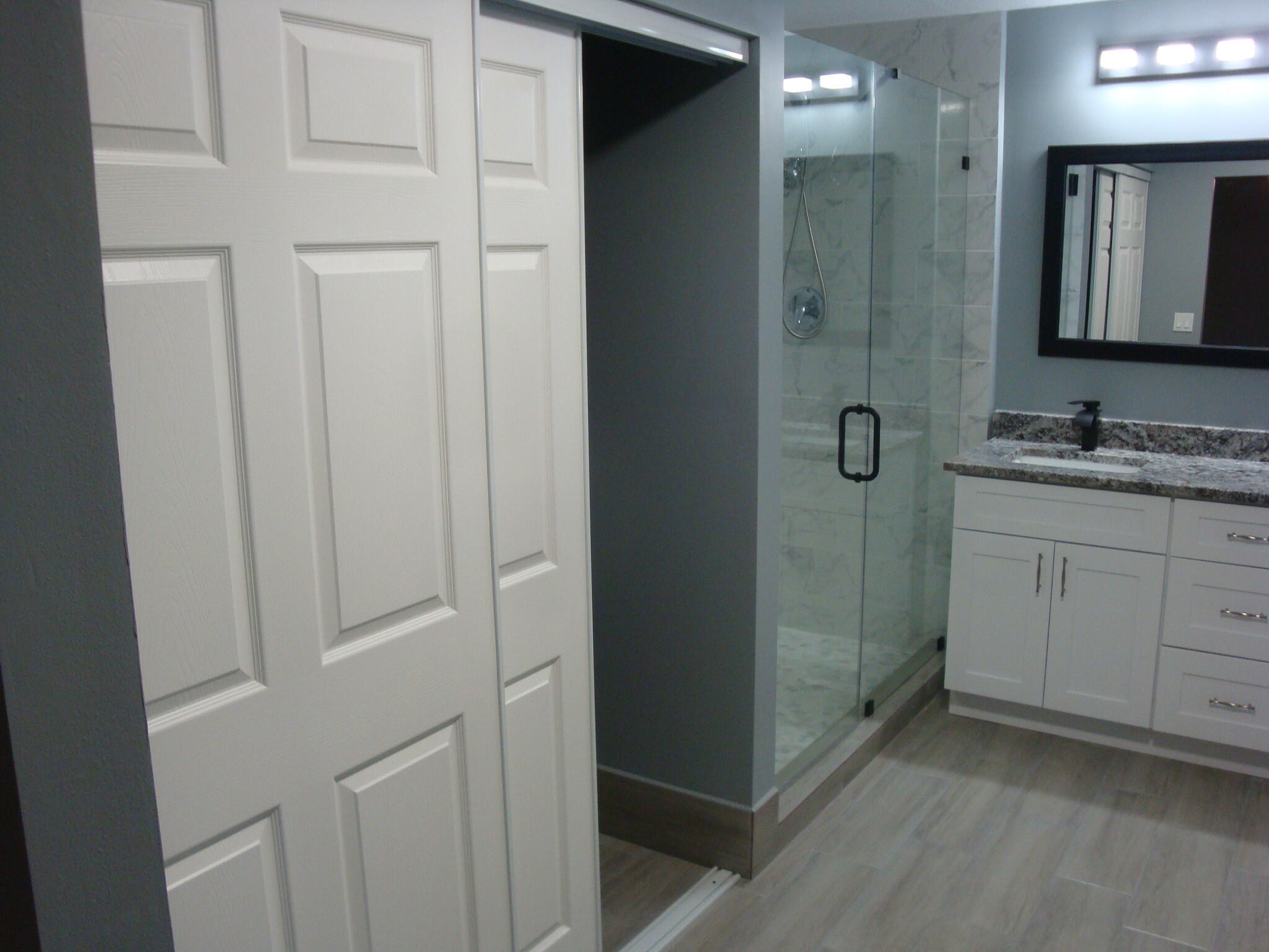 SPRINGDALE HOMES - Residential