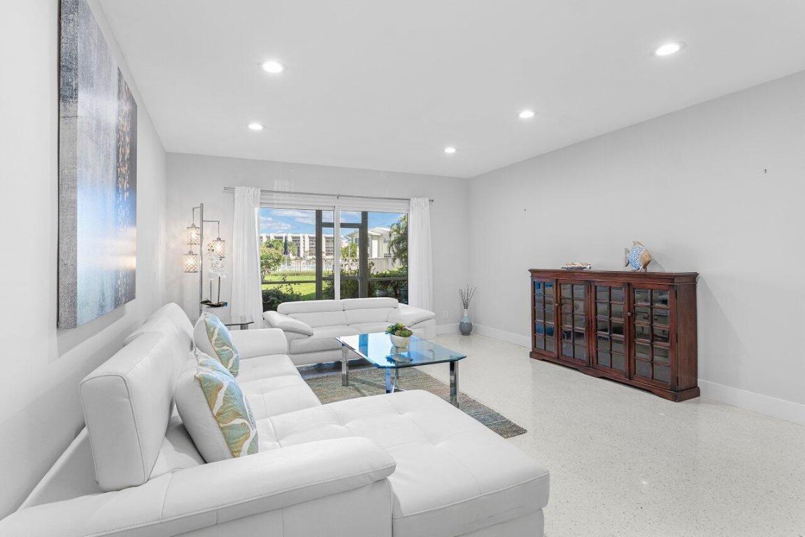 HARBOUR TERRACE CONDO - Residential