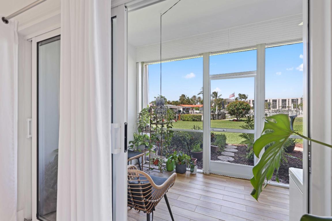 HARBOUR TERRACE CONDO - Residential