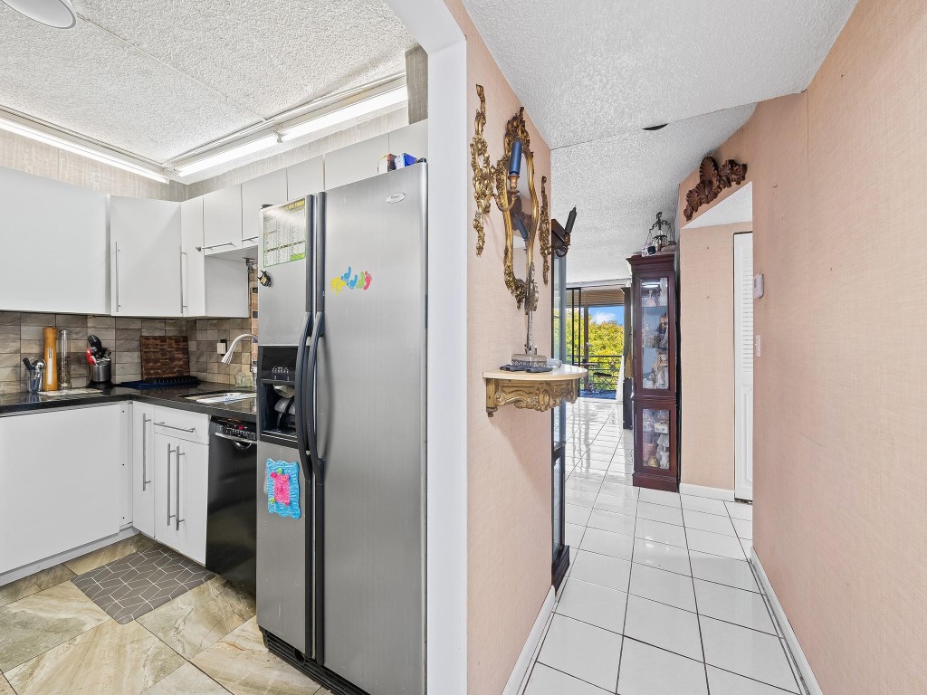 2840 Somerset Drive 317M