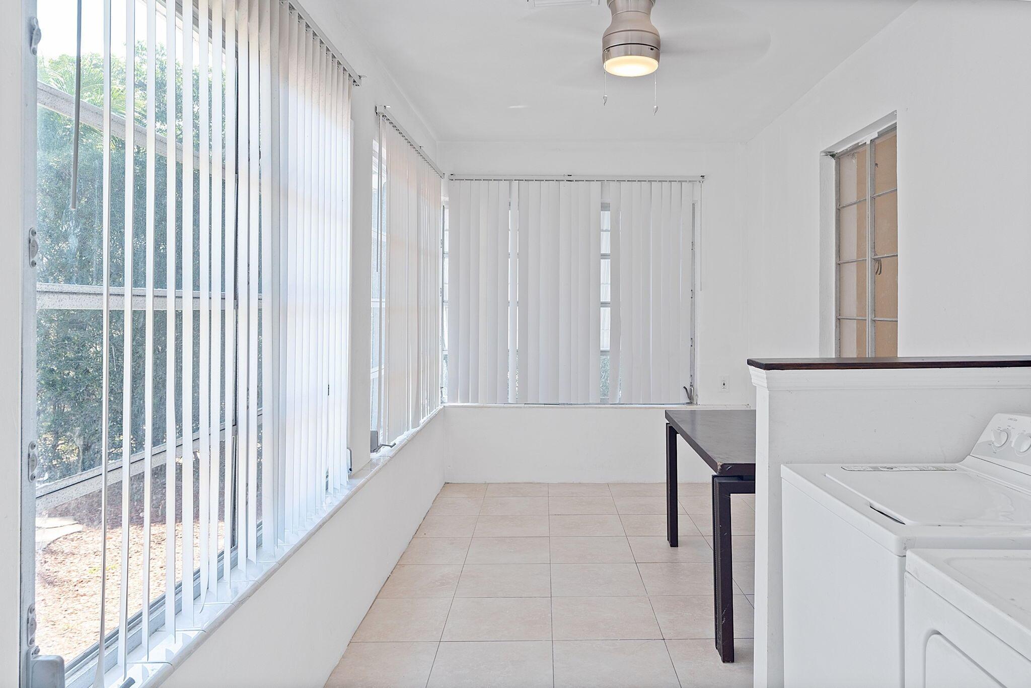 LAKE WORTH TOWN OF - Residential Income