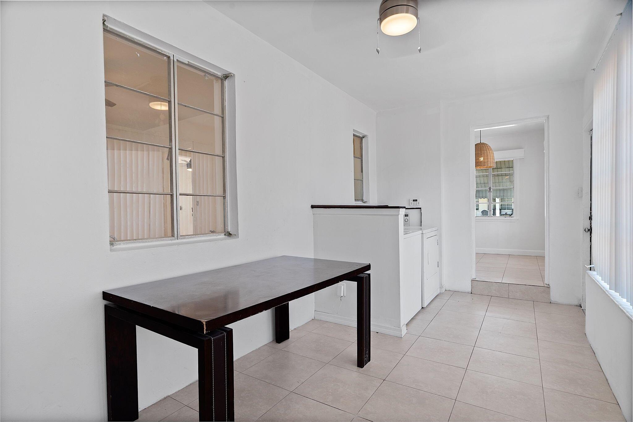 LAKE WORTH TOWN OF - Residential Income