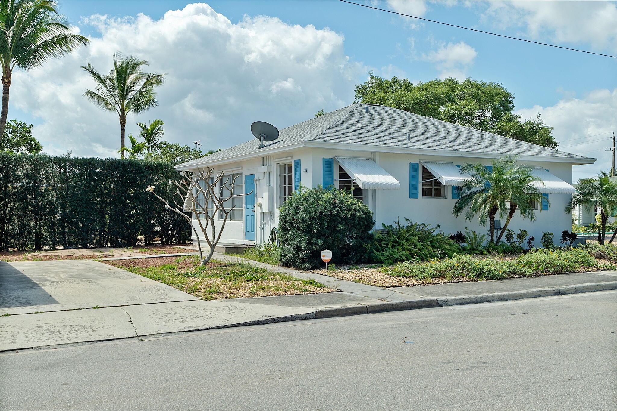 LAKE WORTH TOWN OF - Residential Income