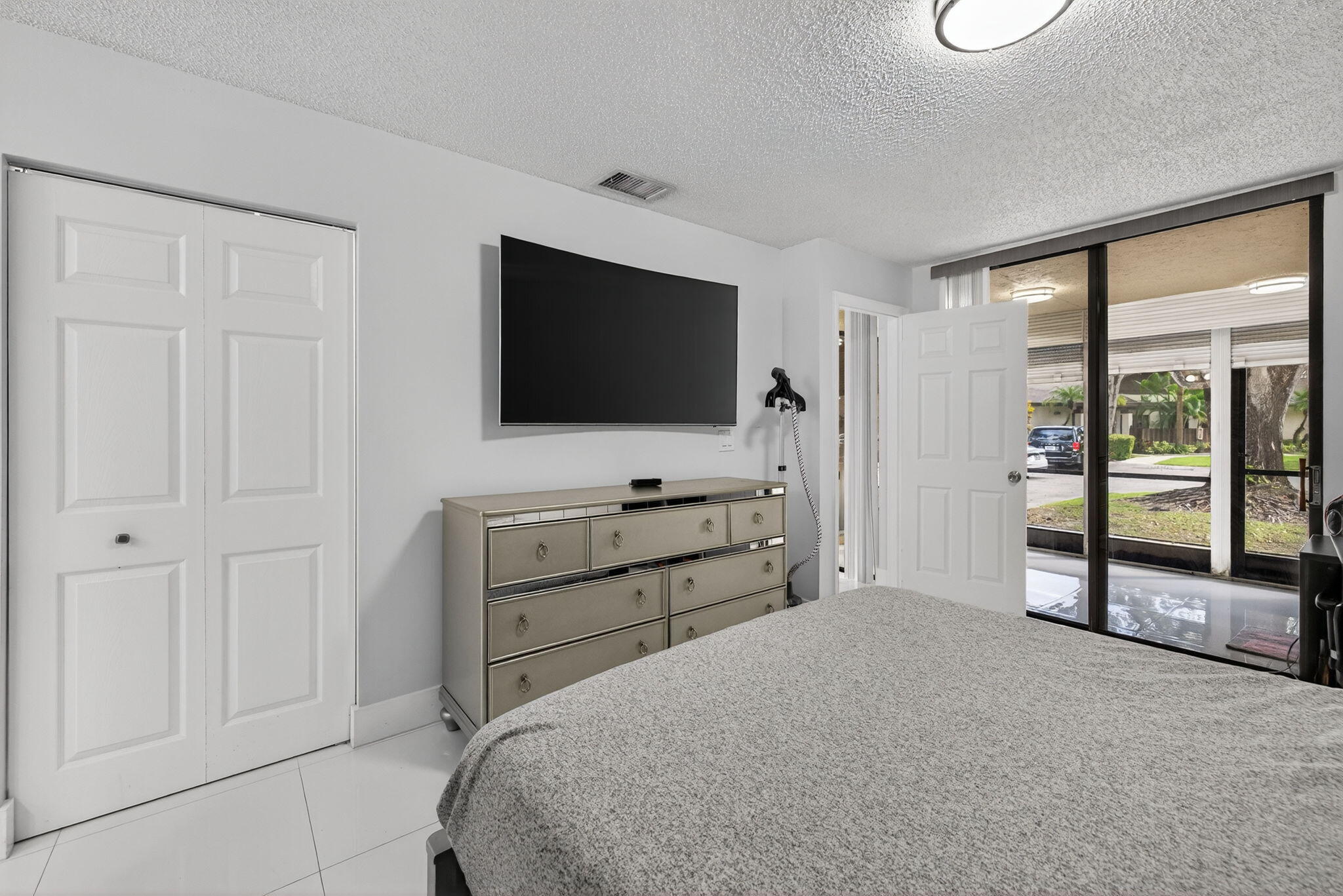 BAYWOOD VILLAGE I-A CONDO - Residential