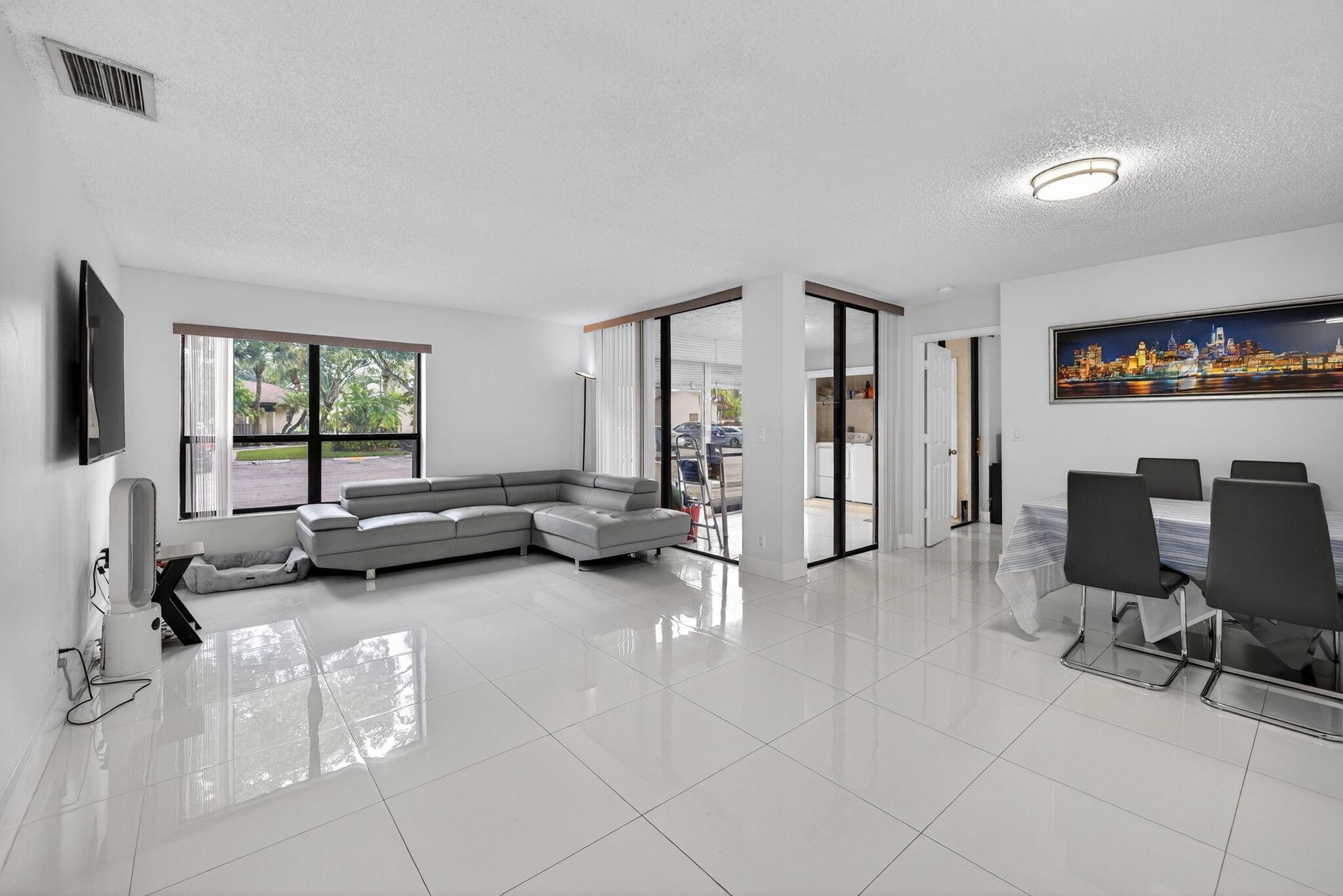 BAYWOOD VILLAGE I-A CONDO - Residential