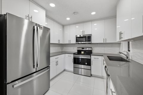 2515 Carambola Circle N 1810 Coconut Creek FL 33066