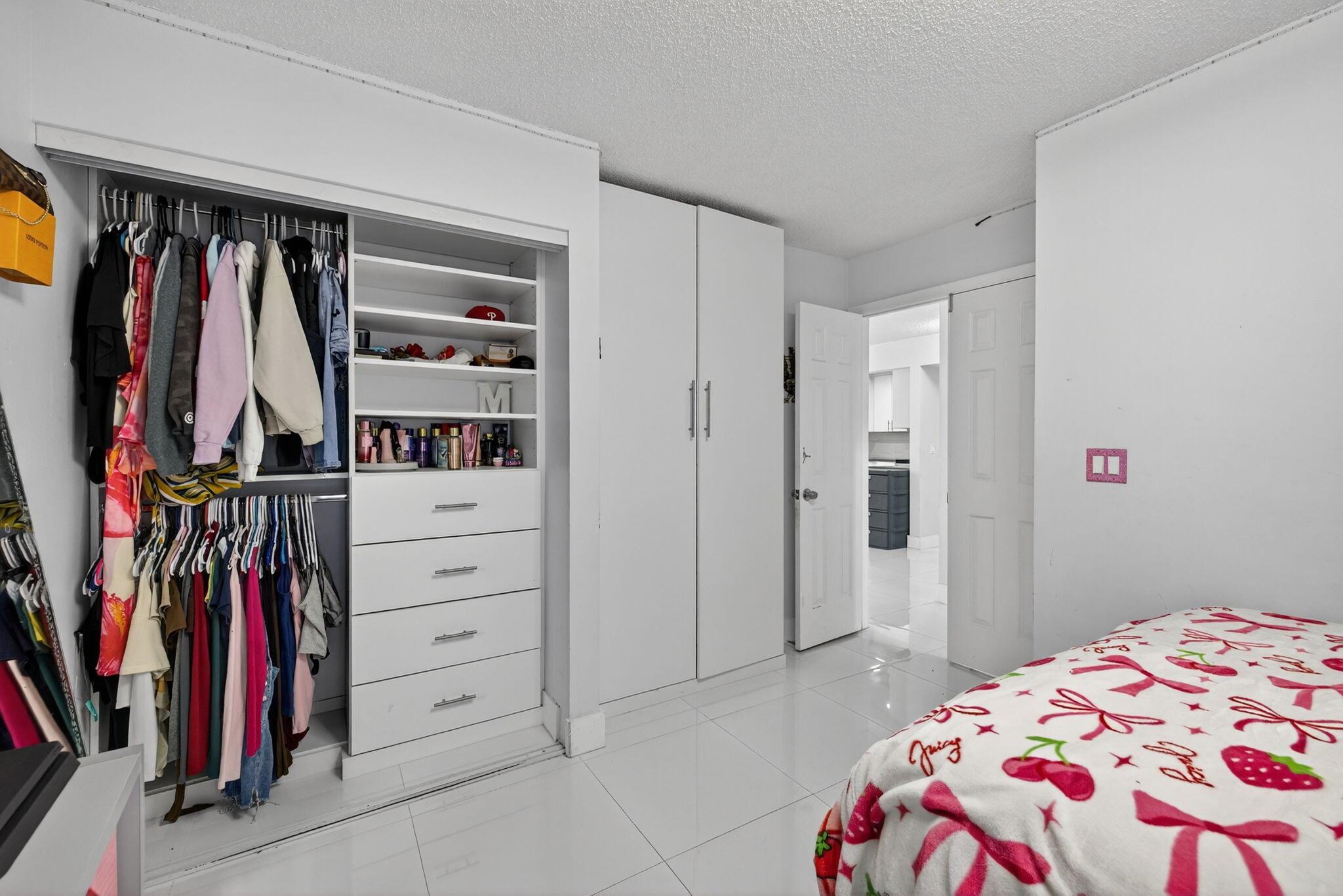 BAYWOOD VILLAGE I-A CONDO - Residential