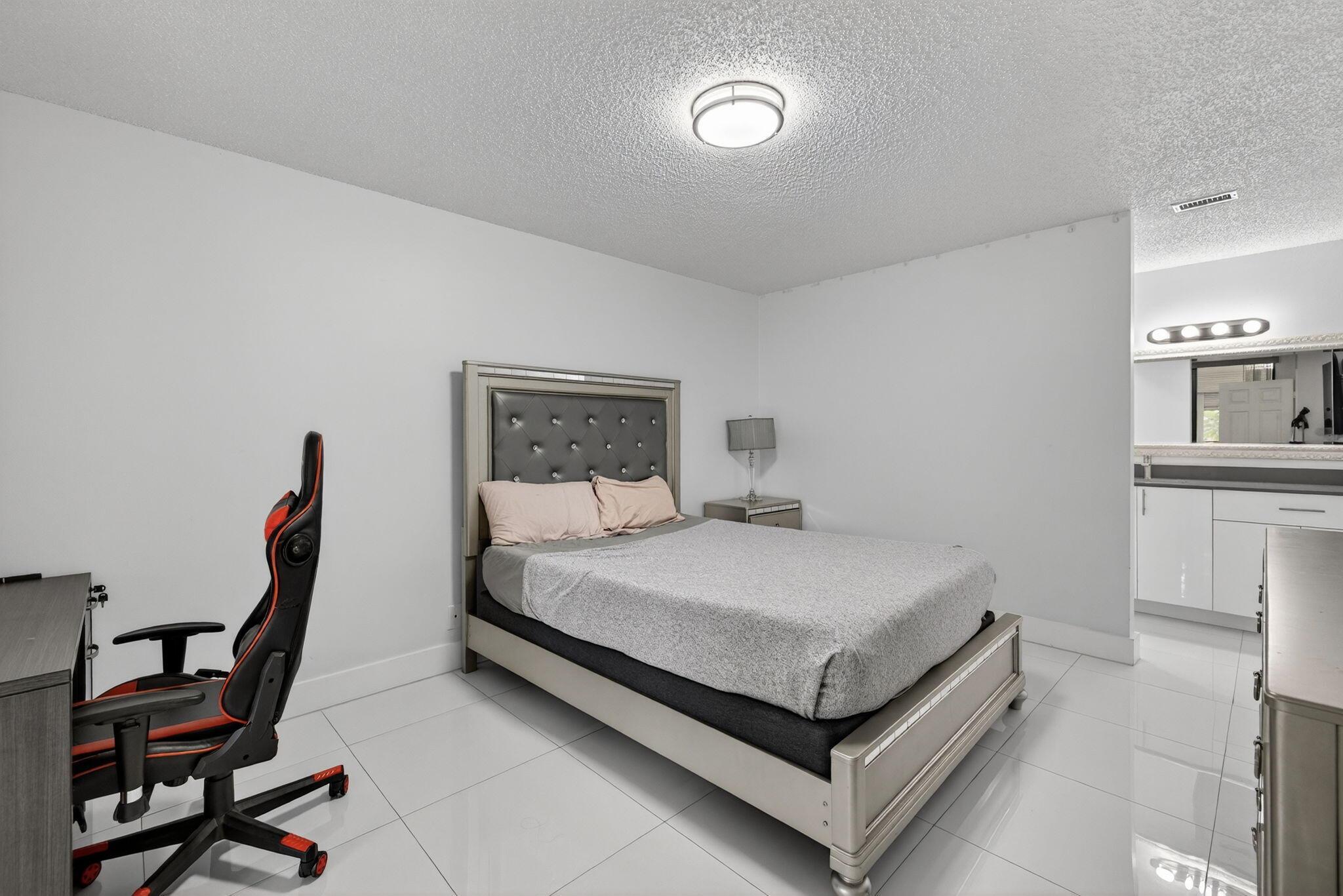 BAYWOOD VILLAGE I-A CONDO - Residential