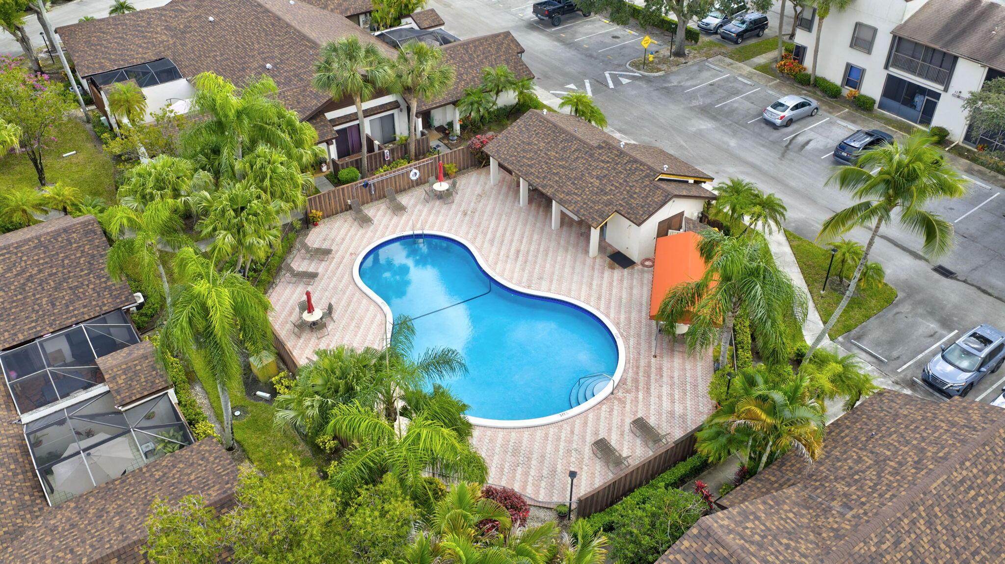 BAYWOOD VILLAGE I-A CONDO - Residential