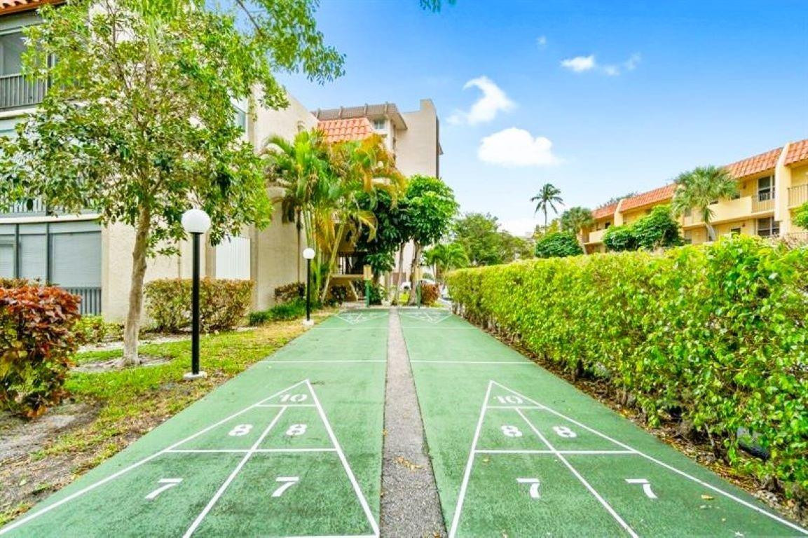 Island Club - Residential