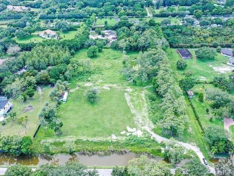 7049 NW 84th Avenue Parkland FL 33067