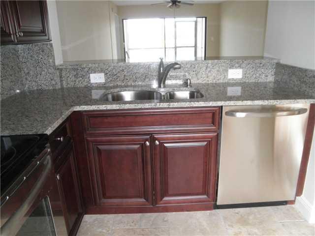 BRIARWOOD CONDO - Residential