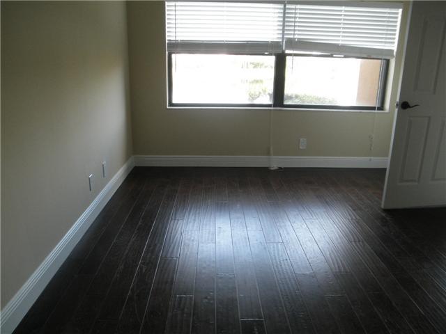 BRIARWOOD CONDO - Residential