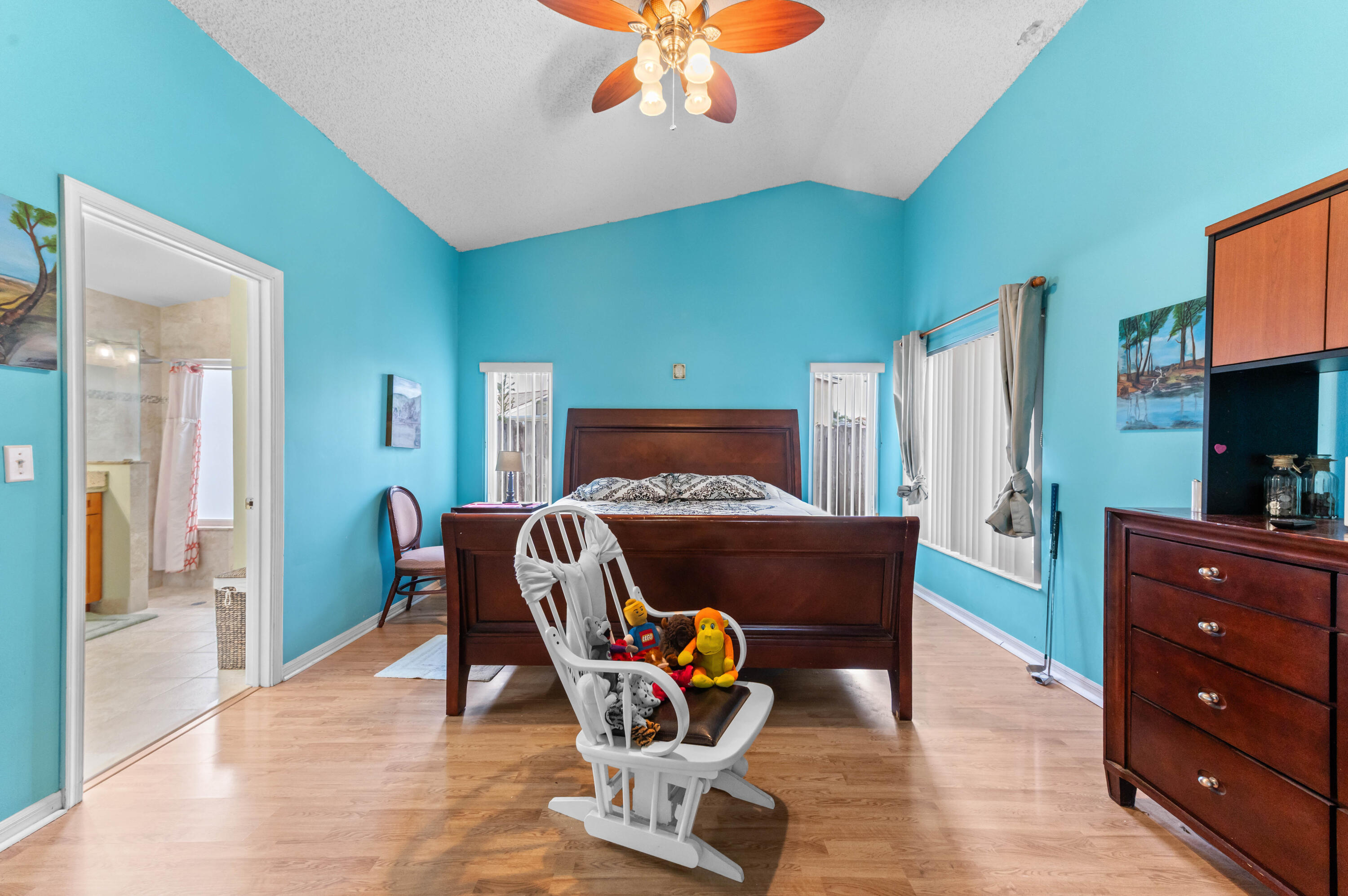 LAKE CHARLESTON - Residential