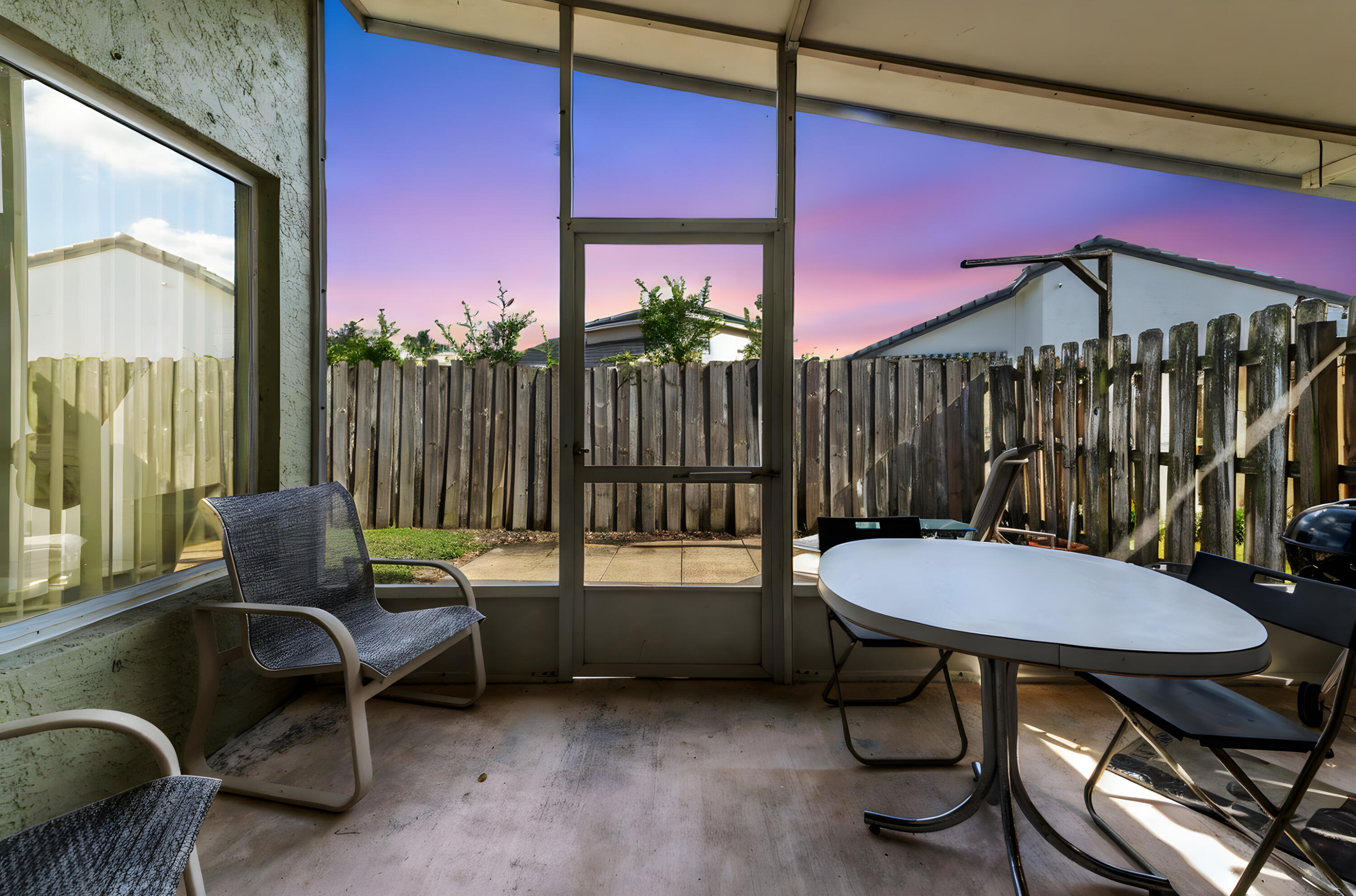 LAKE CHARLESTON - Residential