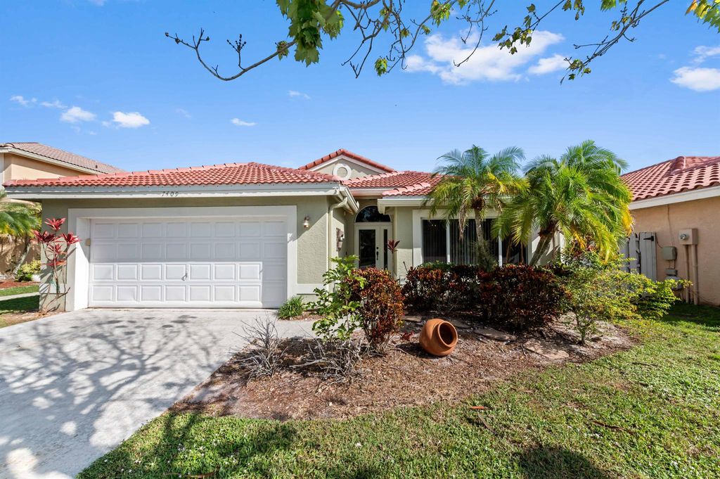 Photo of 7409 Michigan Isle Road, Lake Worth, FL 33467 (MLS # R11146938)