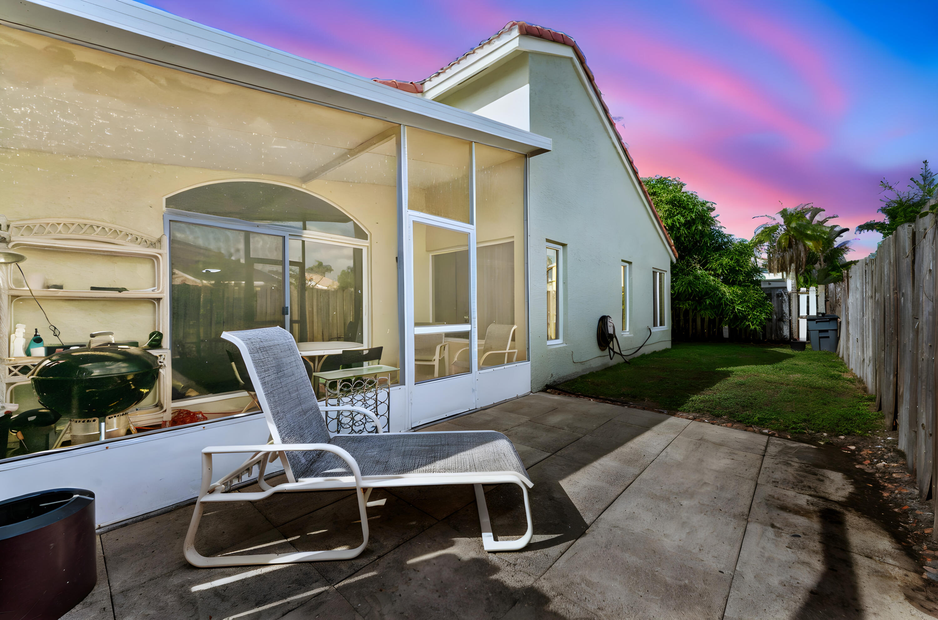 LAKE CHARLESTON - Residential