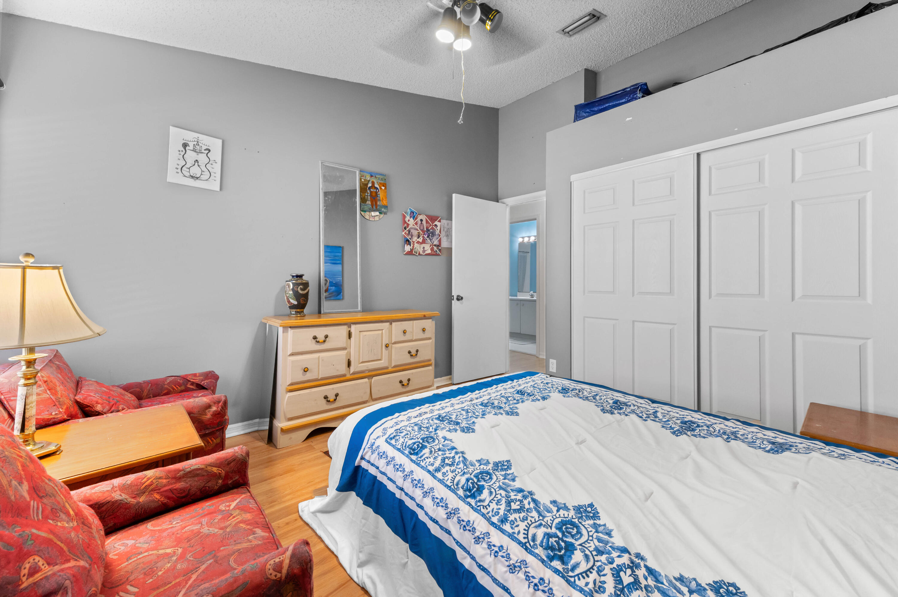 LAKE CHARLESTON - Residential