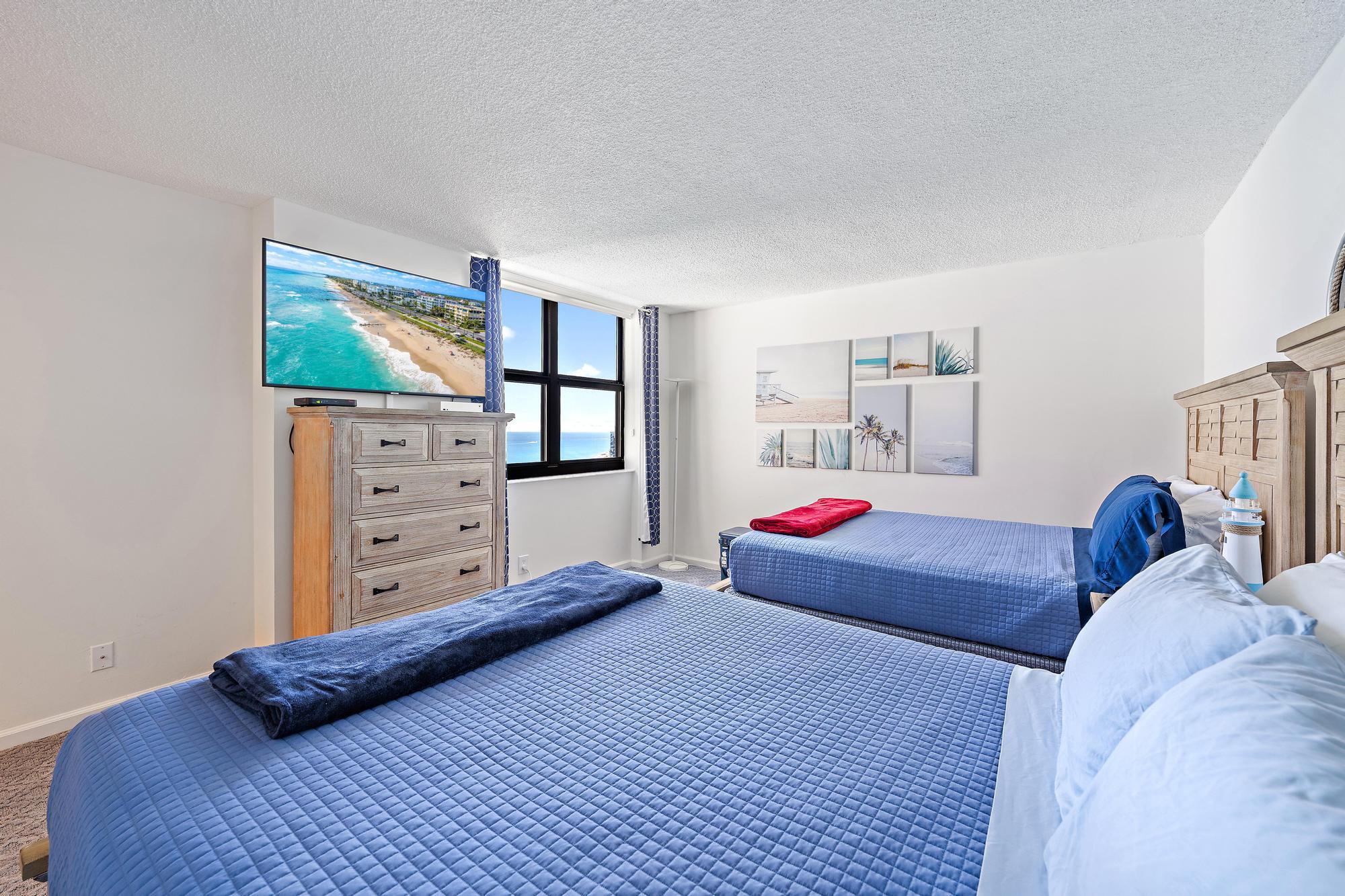 CONNEMARA CONDO - Residential