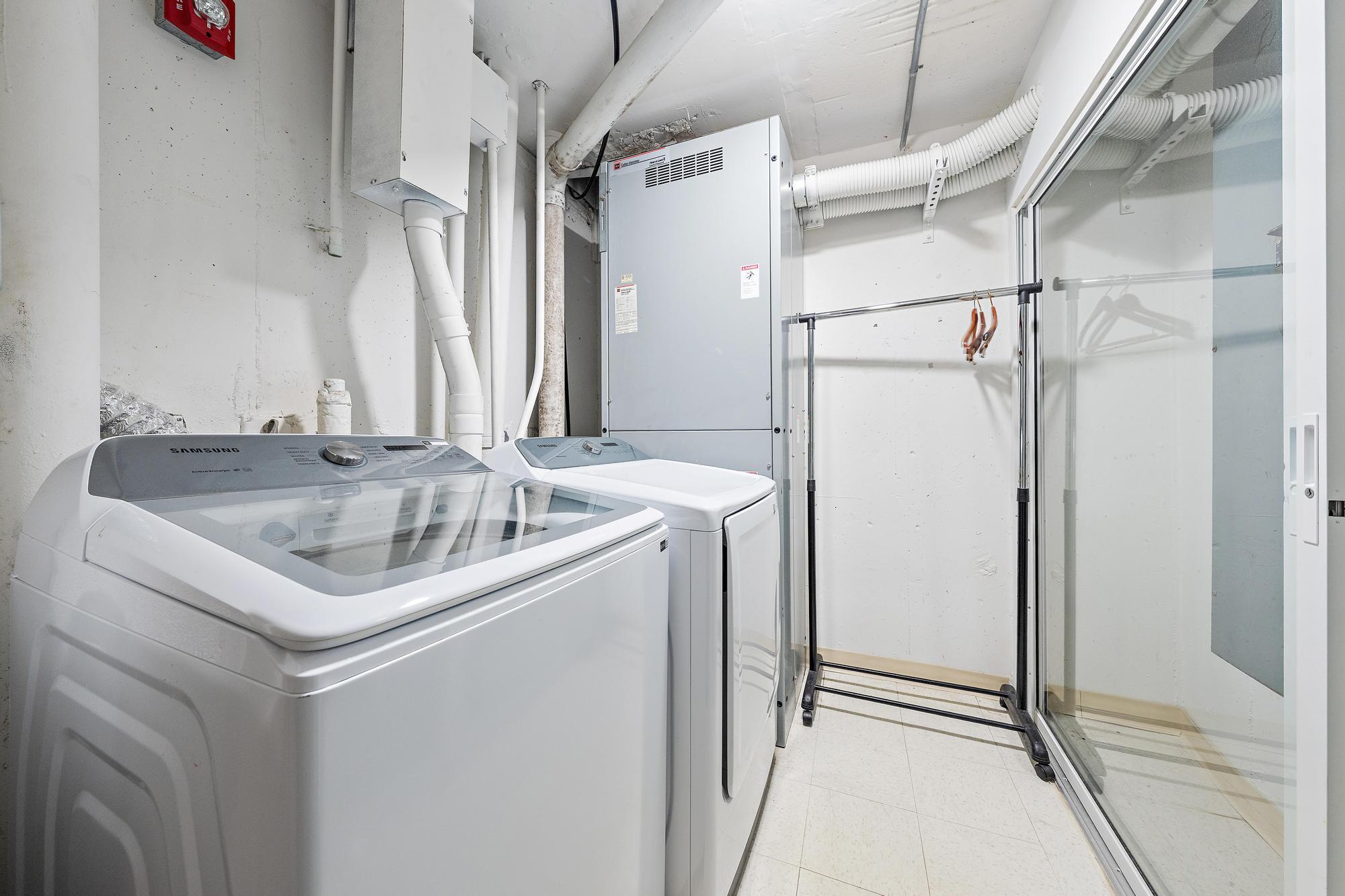 CONNEMARA CONDO - Residential