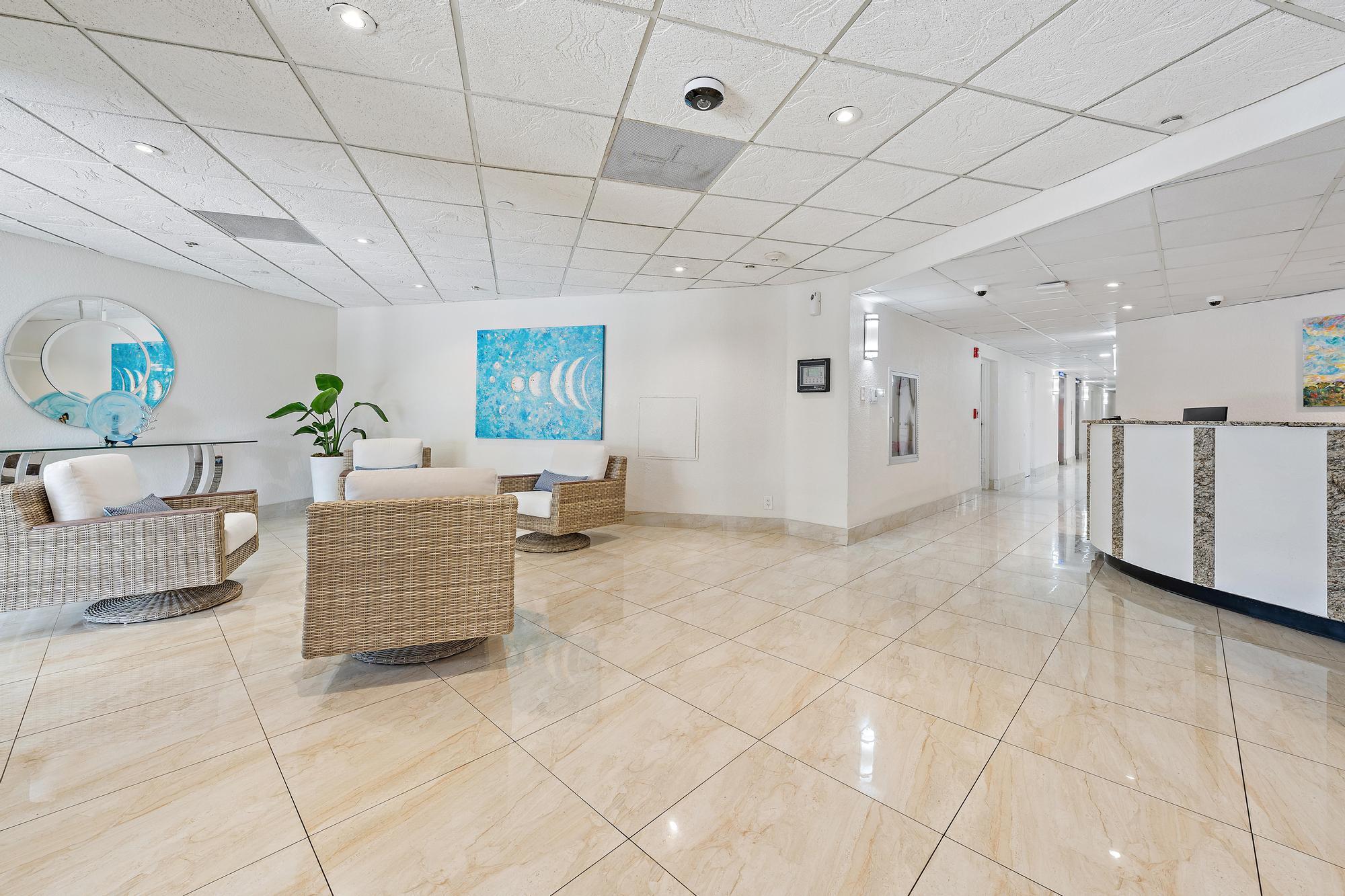 CONNEMARA CONDO - Residential