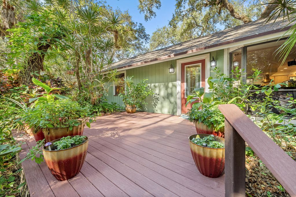 Photo of 9207 N 166th Way N, Jupiter, FL 33478 (MLS # R11150389)