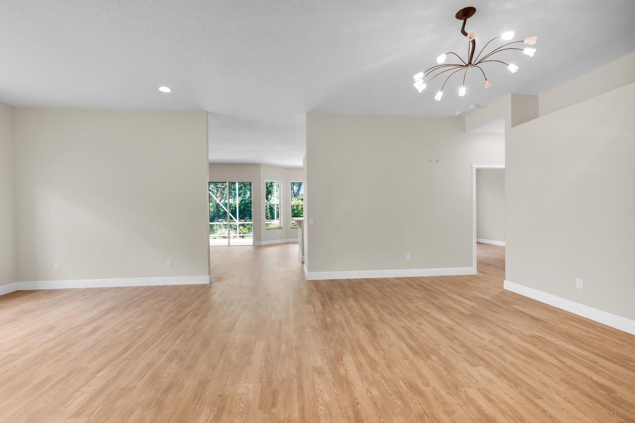 13594 Morocca Lake Lane