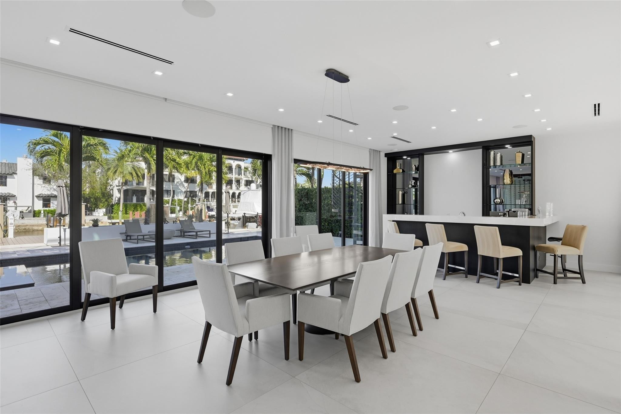 LAUDERDALE HARBORS SEC A RESUB - Residential