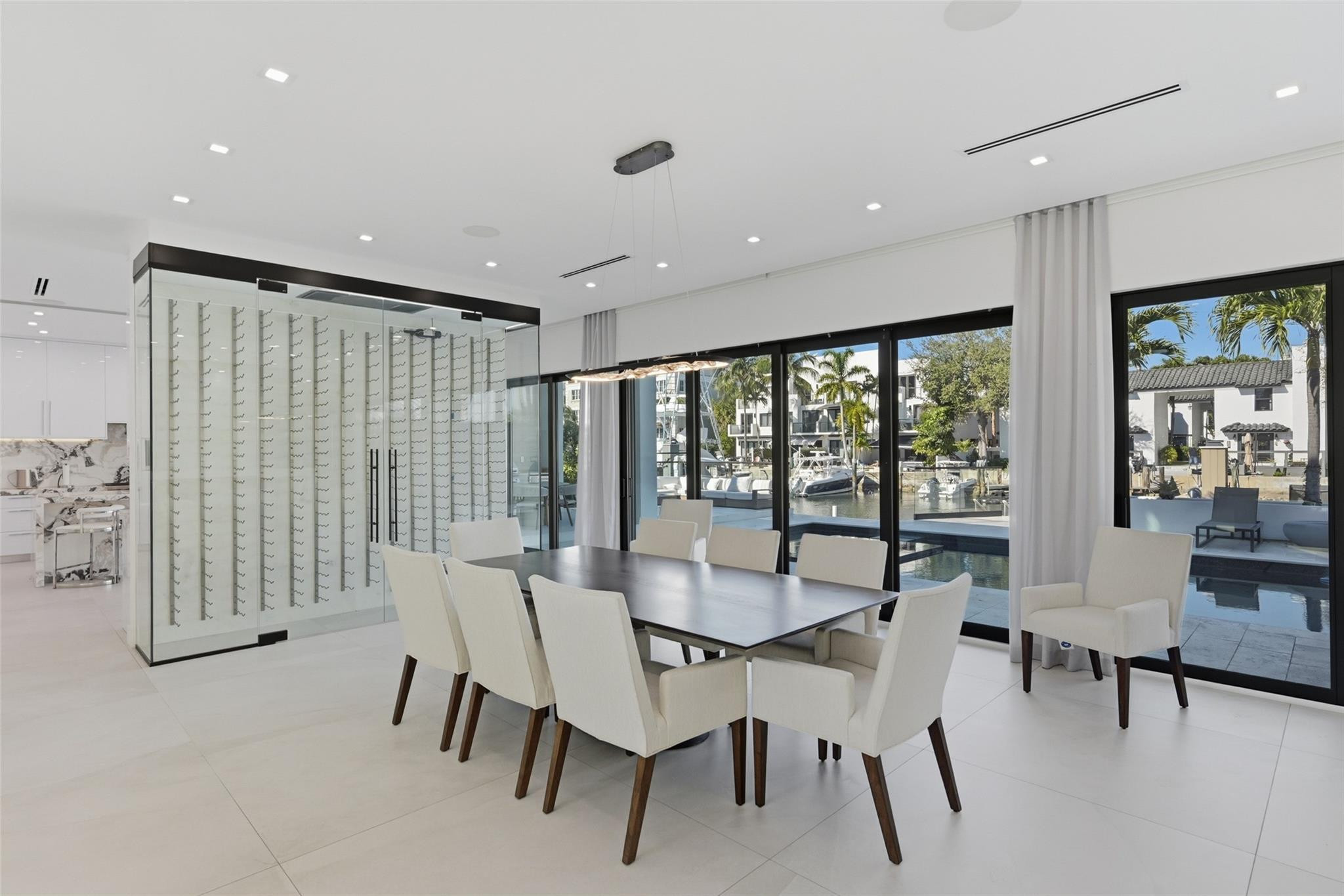 LAUDERDALE HARBORS SEC A RESUB - Residential