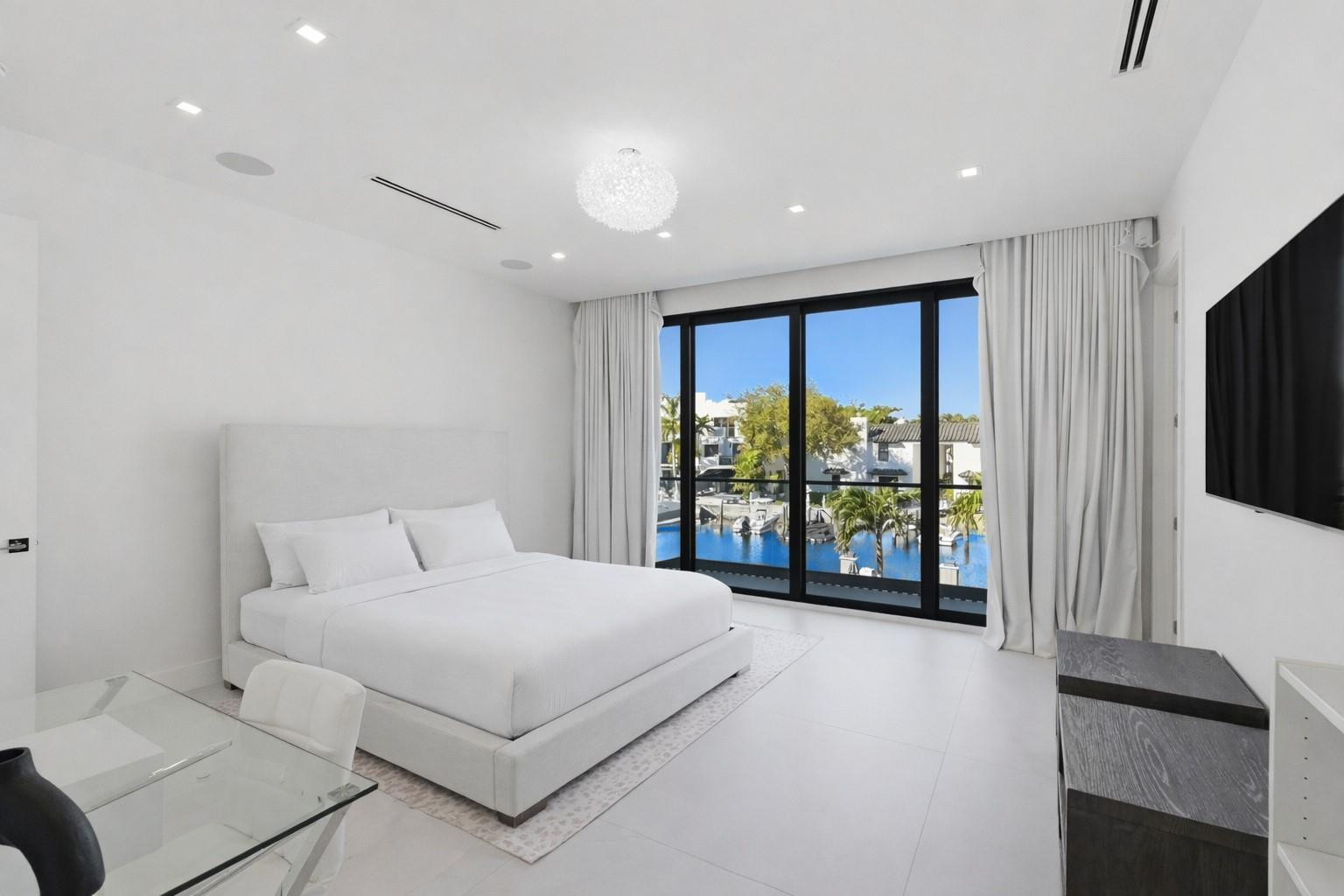 LAUDERDALE HARBORS SEC A RESUB - Residential