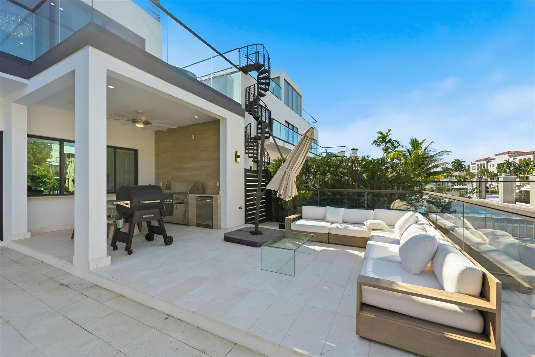 LAUDERDALE HARBORS SEC A RESUB - Residential