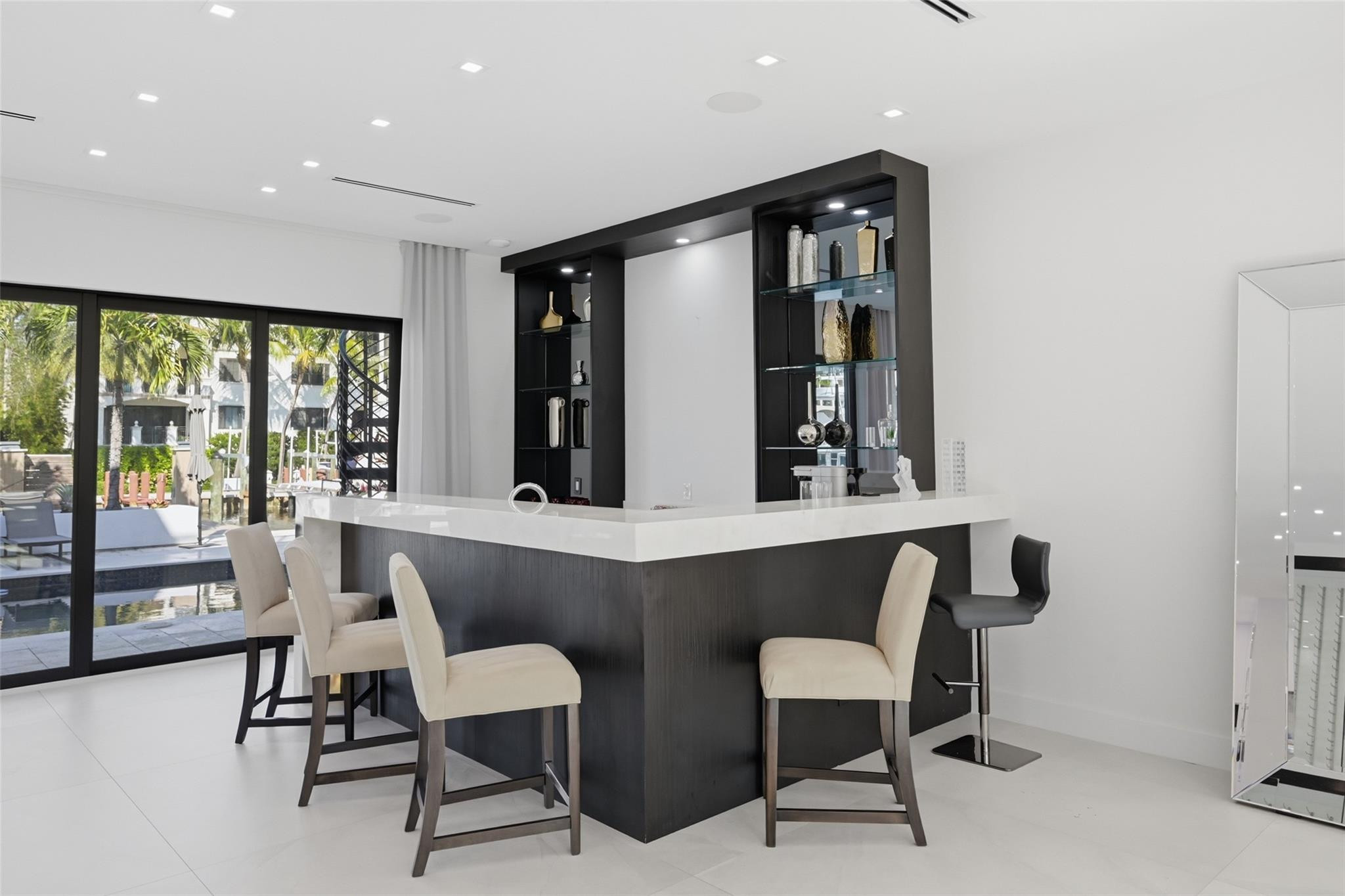 LAUDERDALE HARBORS SEC A RESUB - Residential