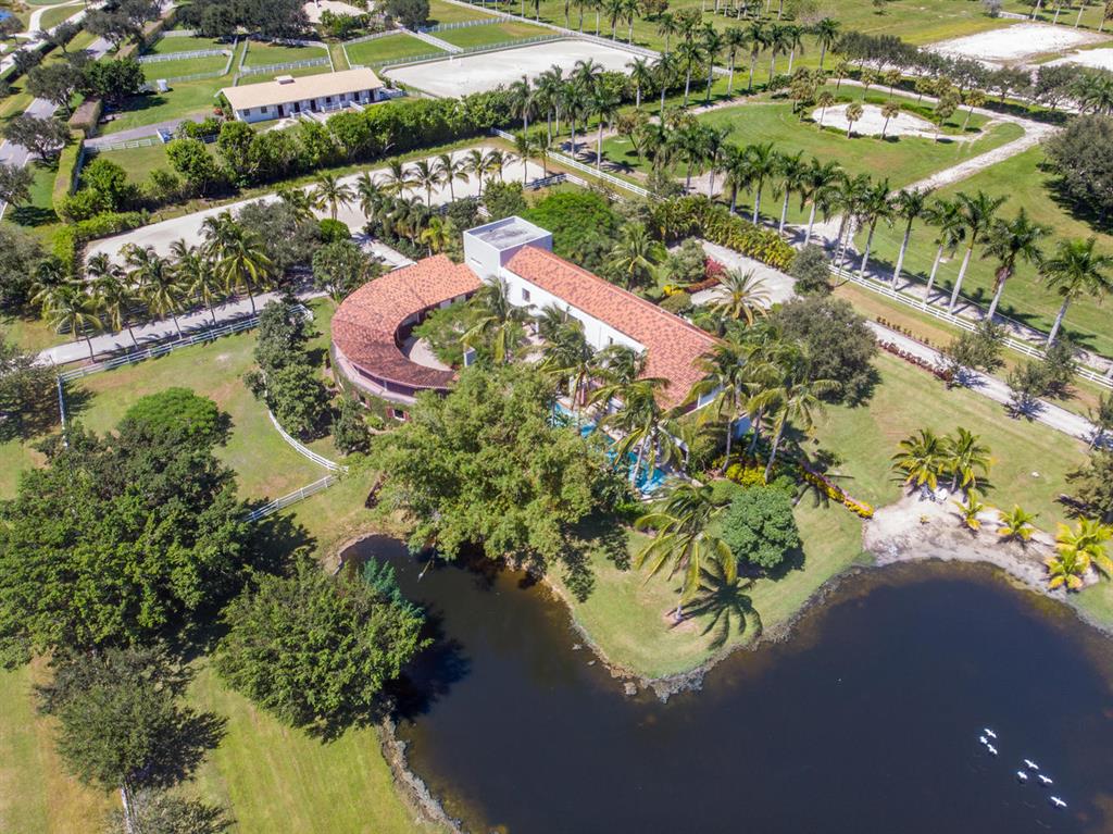 PALM BEACH POINT - Residential