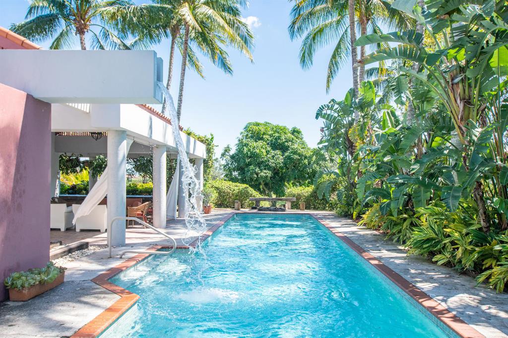 PALM BEACH POINT - Residential