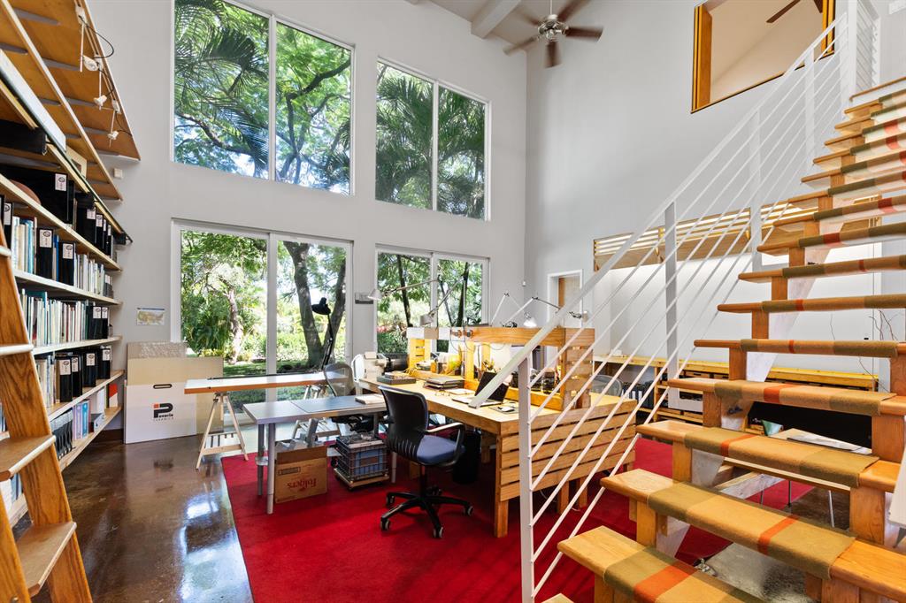 PALM BEACH POINT - Residential