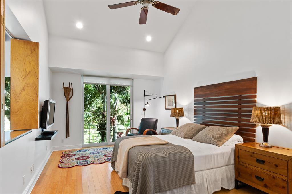 PALM BEACH POINT - Residential