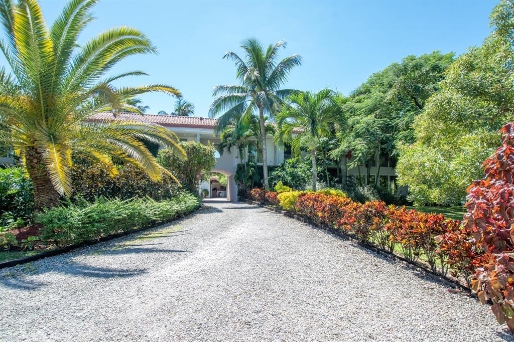 PALM BEACH POINT - Residential