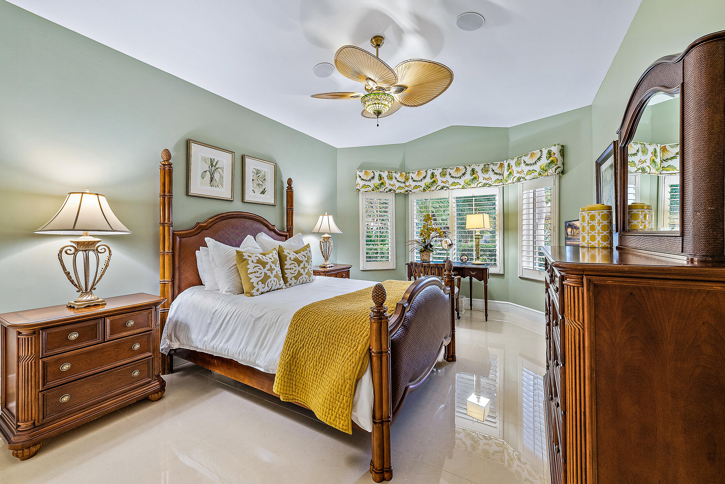 Admirals Cove - Residential