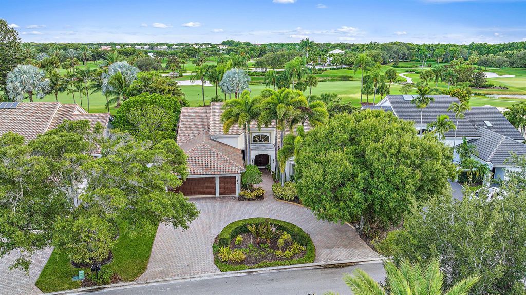 Photo of 112 Regatta Drive, Jupiter, FL 33477 (MLS # R10908839)