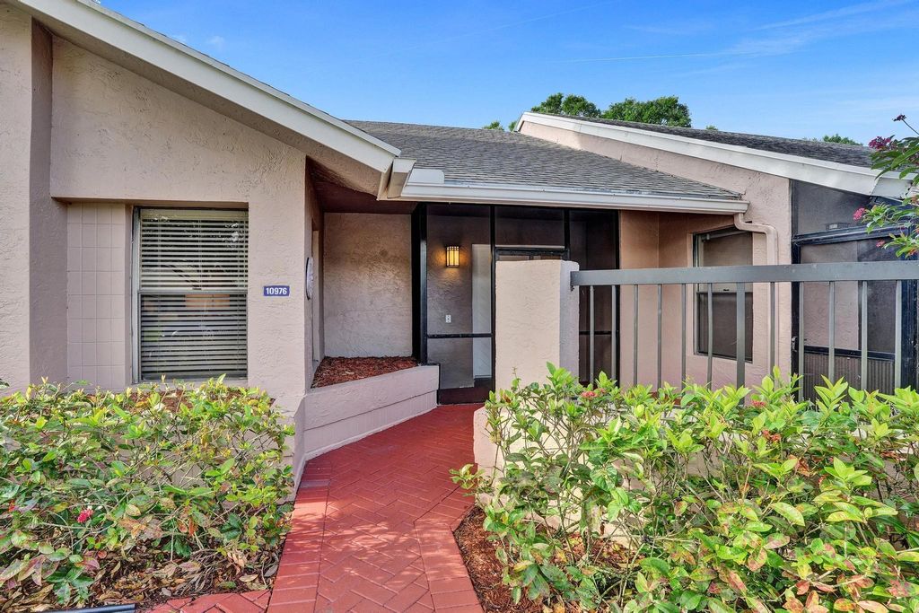 Photo of 10976 Lake Front Place, Boca Raton, FL 33498 (MLS # F10497937)