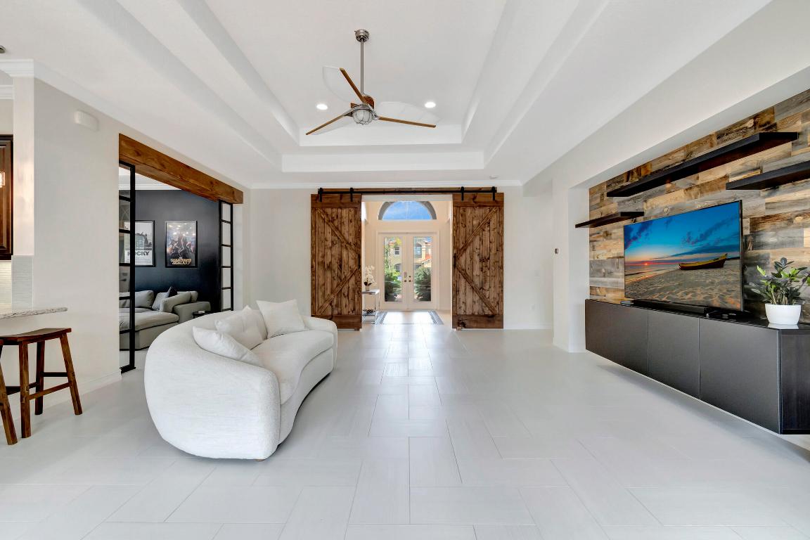 TRAILS AT CANYON - Residential