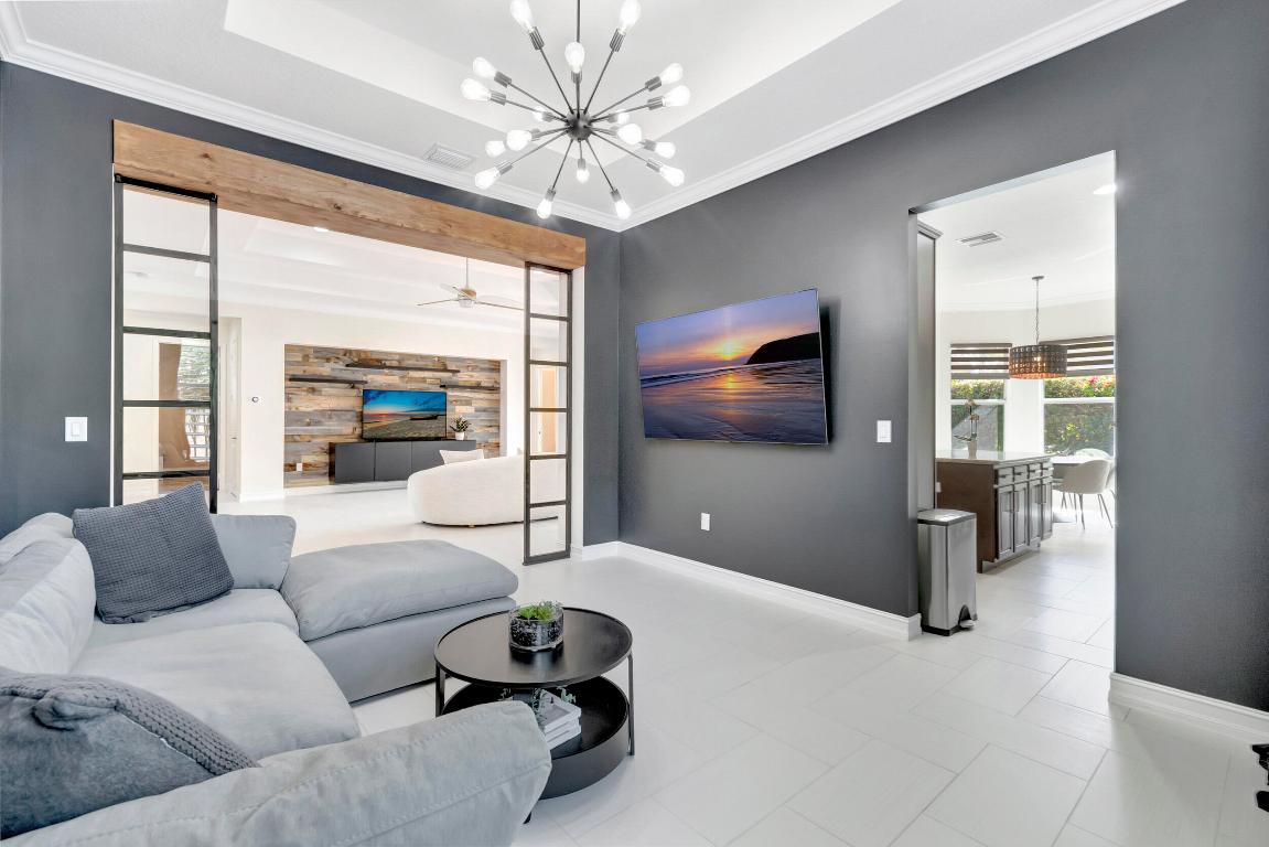 TRAILS AT CANYON - Residential