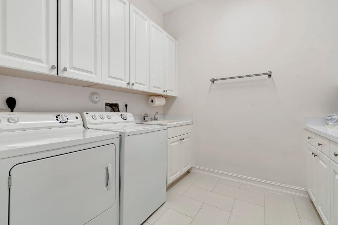 TRAILS AT CANYON - Residential