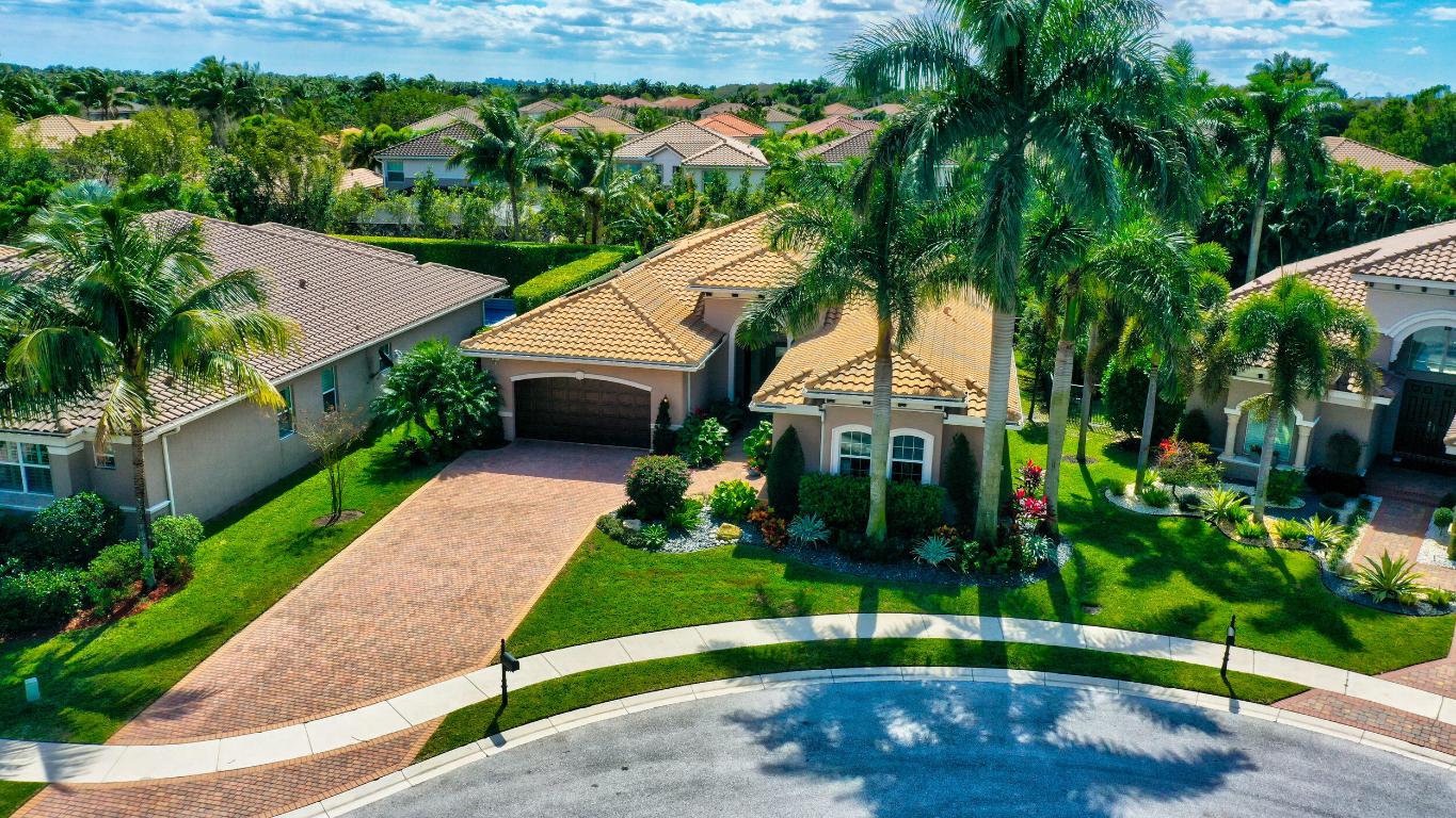 TRAILS AT CANYON - Residential