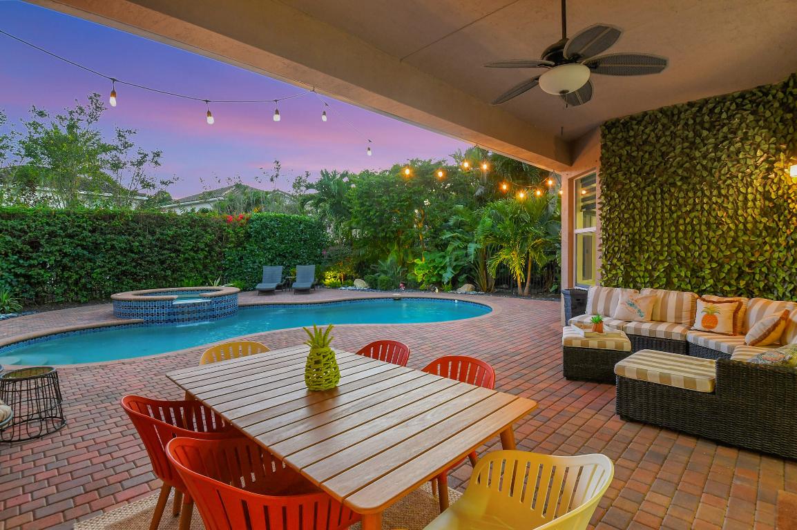 TRAILS AT CANYON - Residential