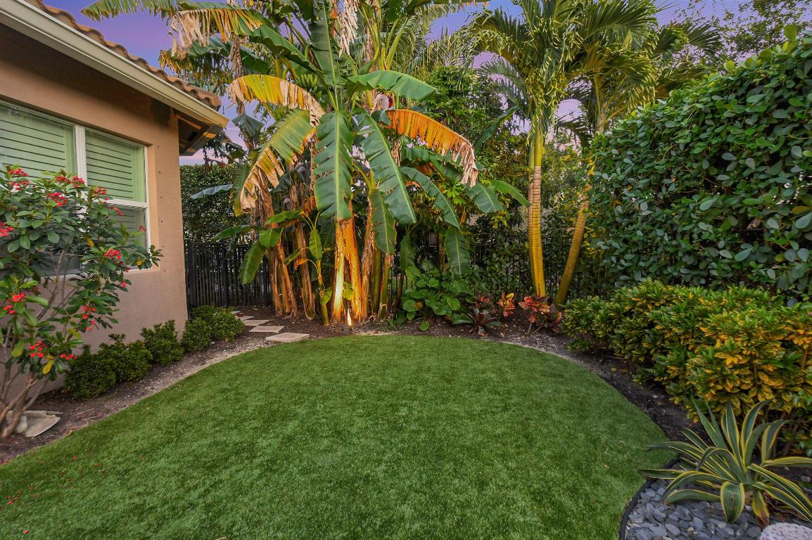 TRAILS AT CANYON - Residential