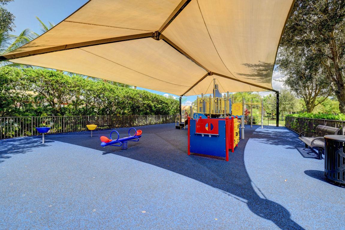 TRAILS AT CANYON - Residential